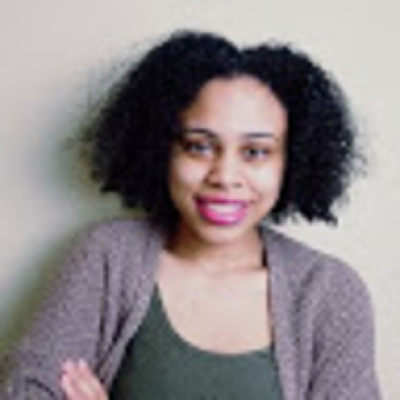 Meet your Posher, Eboni - Picture 1 of 1
